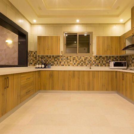 Ayam Lilian Aparthotel 버레이다 외부 사진