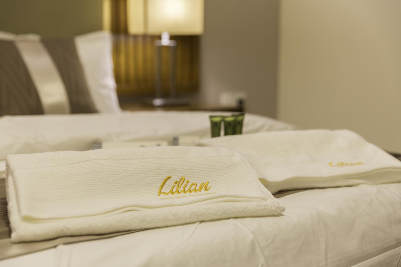 Ayam Lilian Aparthotel 버레이다 외부 사진