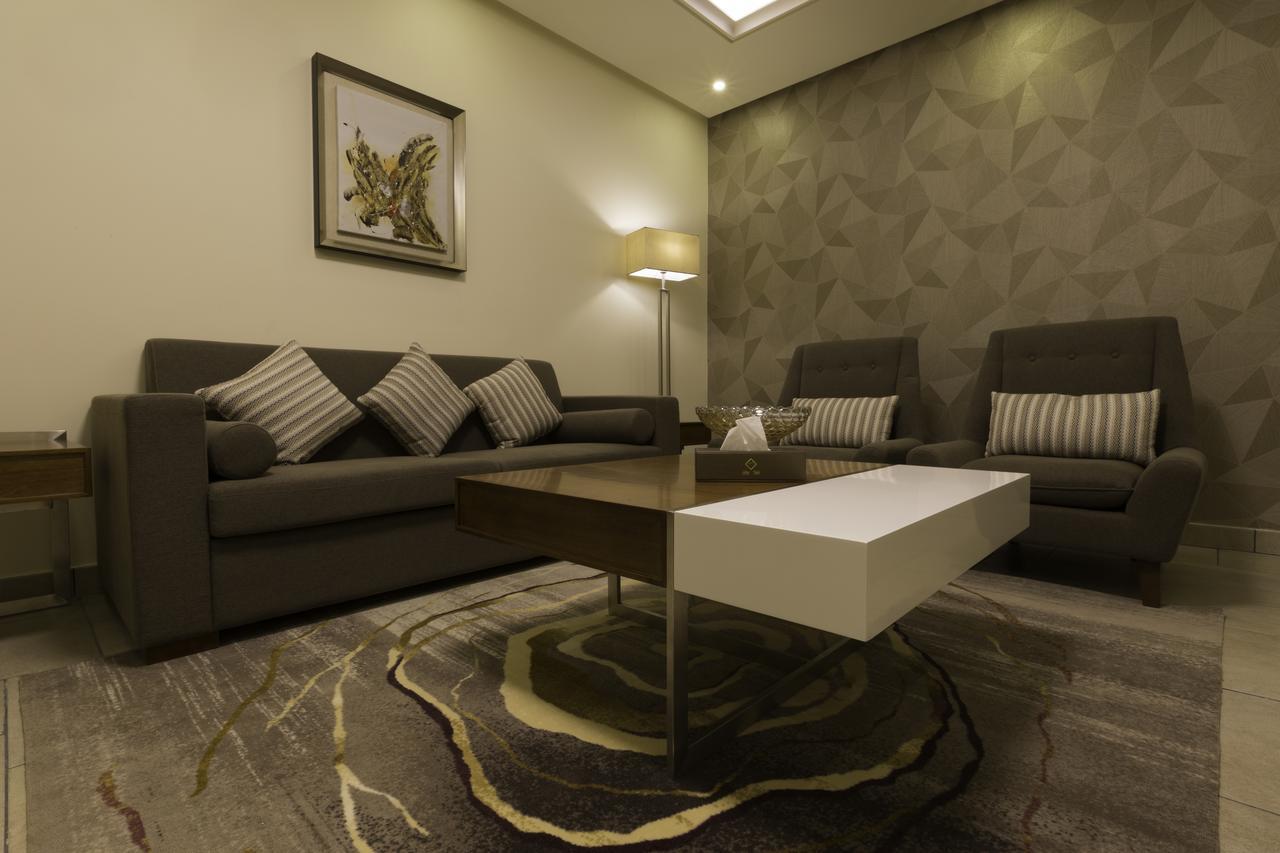 Ayam Lilian Aparthotel 버레이다 외부 사진